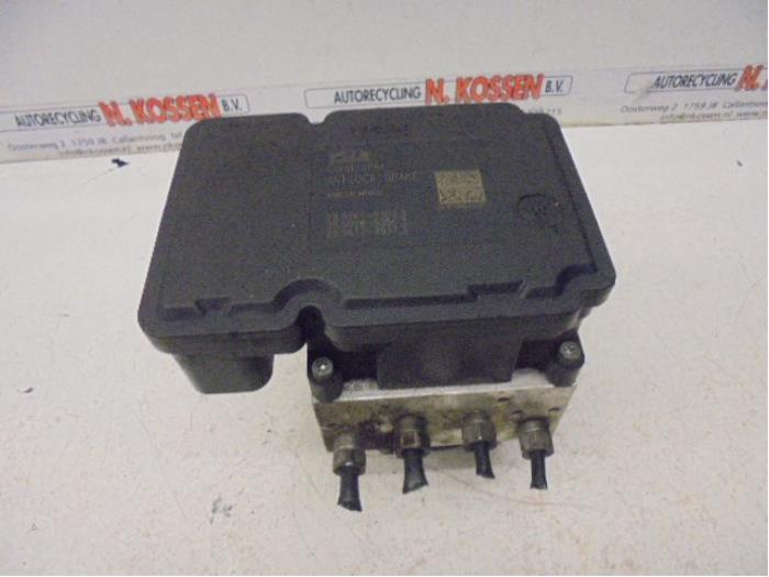 Gebrauchte ABS Pumpe Chrysler Voyager Preis auf Anfrage angeboten von N Kossen Autorecycling BV