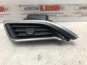 Used Air grill side Peugeot 208 Price on request offered by N Kossen Autorecycling BV