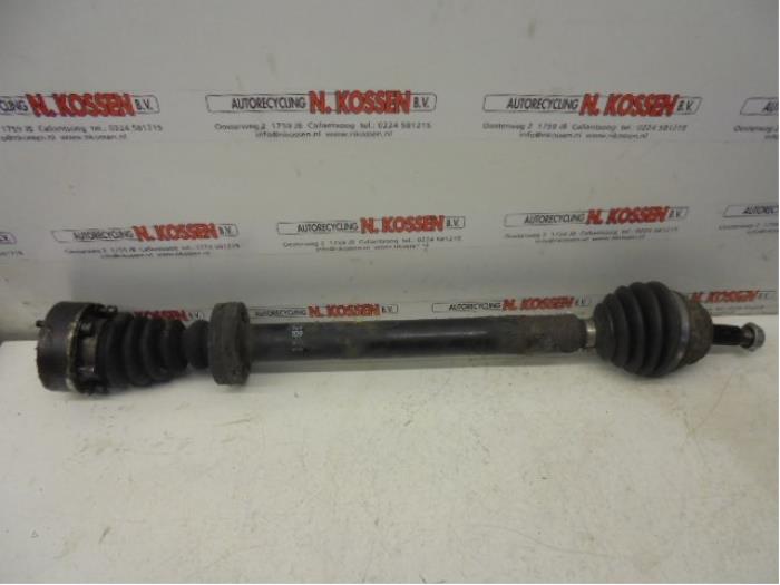 Front drive shaft, right from a Volkswagen Golf III Cabrio Restyling (1E7) 1.8 1998