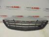 Grille from a Opel Corsa D, 2006 / 2014 1.4 16V Twinport, Hatchback, Petrol, 1.364cc, 66kW (90pk), FWD, Z14XEP; EURO4, 2006-07 / 2014-08 2010