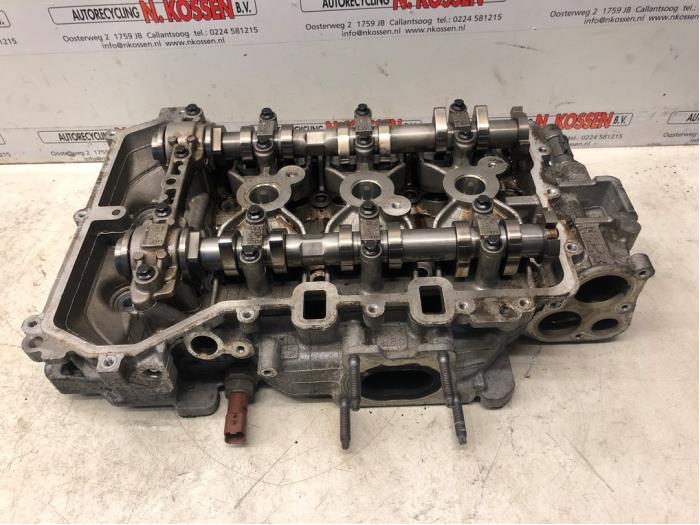 Usagé Culasse Peugeot 208 Prix sur demande proposé par N Kossen Autorecycling BV