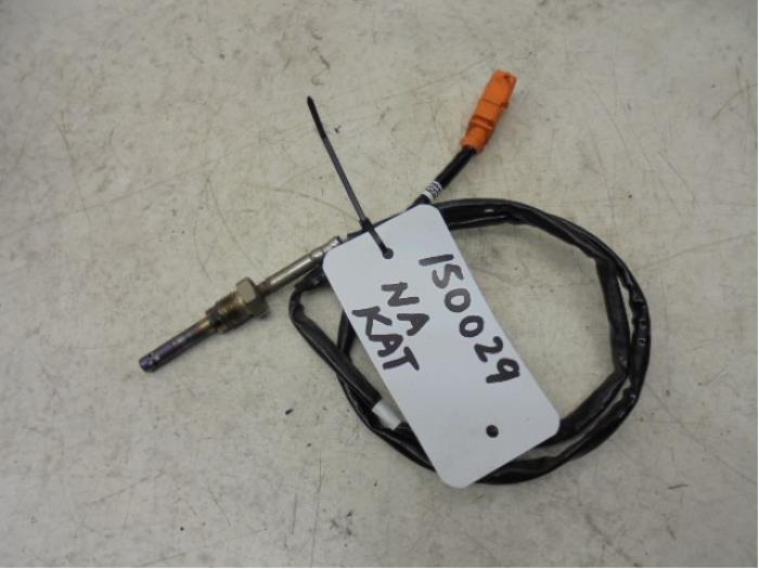 Used Particulate filter sensor Volkswagen Caddy III (2KA,2KH,2CA,2CH) 1.6 TDI 16V Price on request offered by N Kossen Autorecycling BV