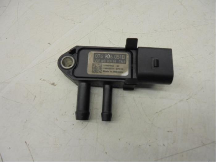 Used Particulate filter sensor Volkswagen Caddy III (2KA,2KH,2CA,2CH) 1.6 TDI 16V Price on request offered by N Kossen Autorecycling BV