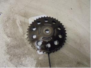 Used Camshaft sprocket Opel Corsa Price on request offered by N Kossen Autorecycling BV