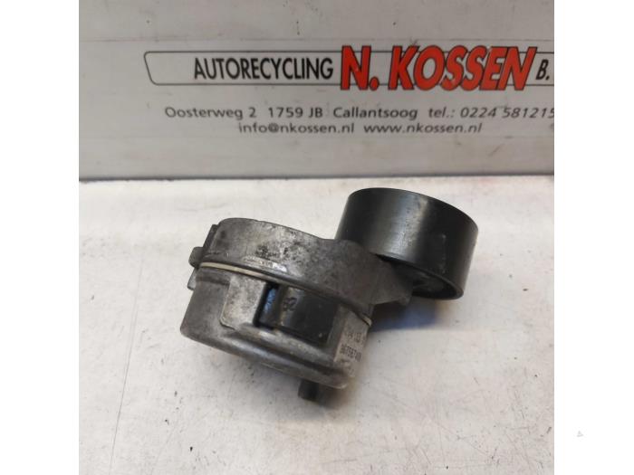 Spanrolle multiriem van een Citroen C3 2016