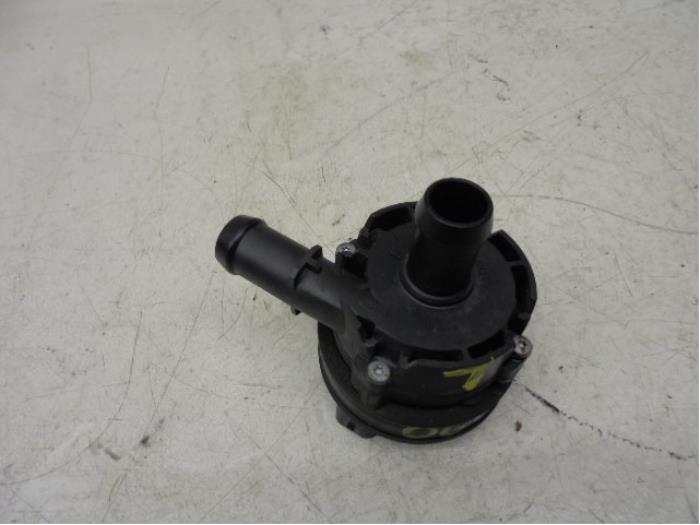 Water pump from a Smart Fortwo Coupé (451.3) Electric Drive 2014