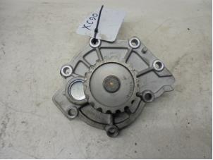 Used Water pump Volvo XC90 Price on request offered by N Kossen Autorecycling BV