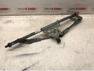 Used Wiper mechanism Chrysler Voyager Price on request offered by N Kossen Autorecycling BV