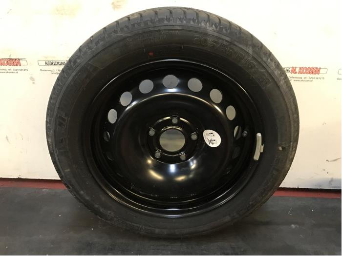 Gebrauchte Reserverad Renault Megane Break Preis auf Anfrage angeboten von N Kossen Autorecycling BV