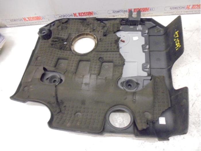Engine cover from a Volkswagen Golf 2008