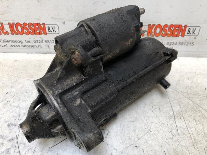 Used Starter Daihatsu Feroza Soft Top (F300) 1.6 DX/EL 16V Hard Top Price on request offered by N Kossen Autorecycling BV