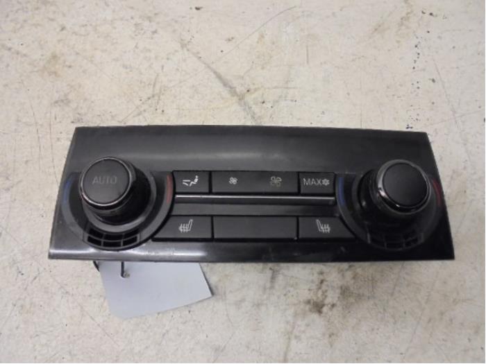 Używane Panel climatronic BMW 7 serie (F01/02/03/04) 730d 24V Cena na żądanie oferowane przez N Kossen Autorecycling BV