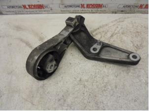 Used Engine mount Opel Corsa Price on request offered by N Kossen Autorecycling BV