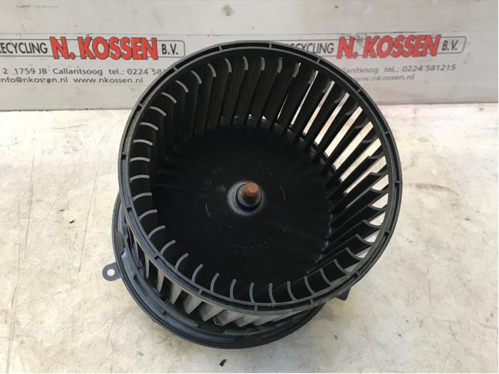 Heating and ventilation fan motor from a Nissan Leaf (ZE0)  2019