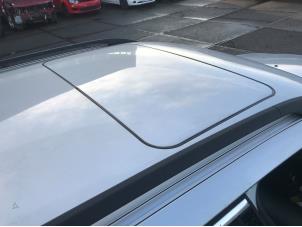 Used Sliding/tilting sunroof BMW 5 serie Touring (E39) 530d 24V Price on request offered by N Kossen Autorecycling BV