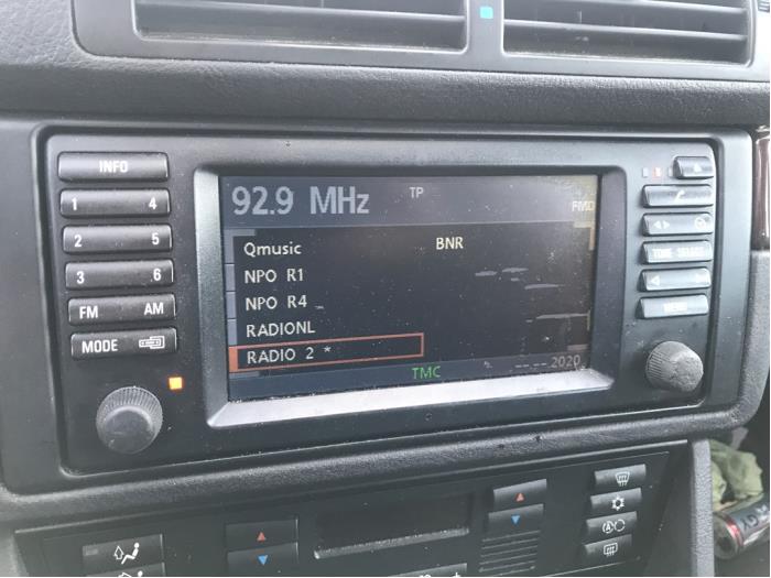 Używane Radio/Kasety BMW 5 serie Touring (E39) 530d 24V Cena na żądanie oferowane przez N Kossen Autorecycling BV