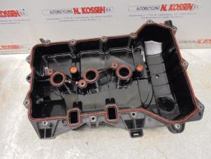 Used Rocker cover Peugeot 208 Price on request offered by N Kossen Autorecycling BV
