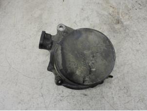 Used Vacuum pump (petrol) Mini Clubman Price on request offered by N Kossen Autorecycling BV