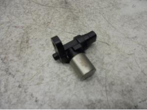 Used Camshaft sensor Chrysler Voyager Price on request offered by N Kossen Autorecycling BV