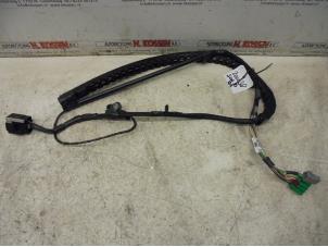 Used Cable (miscellaneous) Chrysler Voyager Price on request offered by N Kossen Autorecycling BV