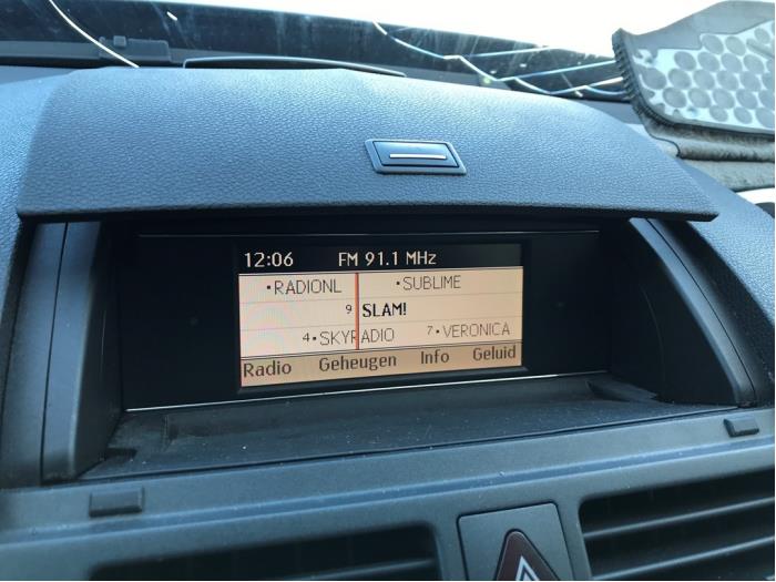 Used Interior display Mercedes C (W204) 1.8 C-180 CGI 16V Price on request offered by N Kossen Autorecycling BV