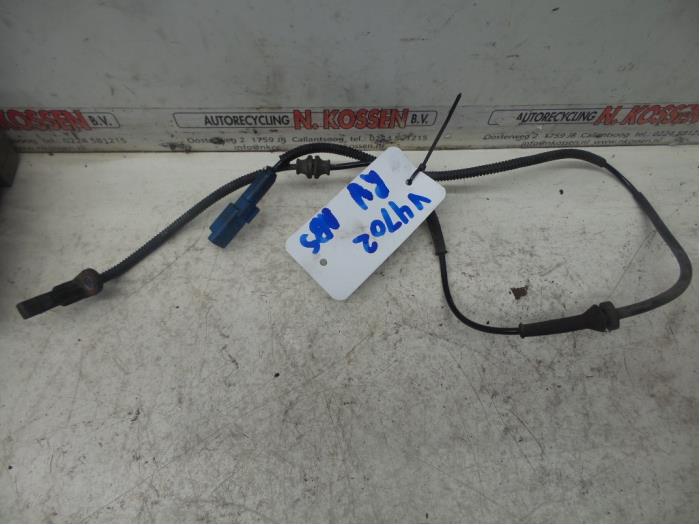 Begagnade ABS-sensor Peugeot 208 Pris på förfrågan erbjuds av N Kossen Autorecycling BV