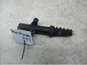 Used Clutch slave cylinder Peugeot 208 Price on request offered by N Kossen Autorecycling BV