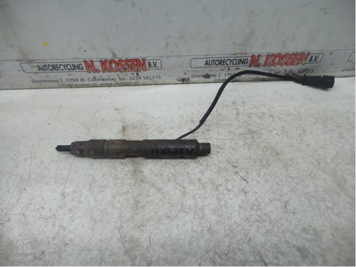 Usagé Injecteurs Renault Kangoo Express (FC) 1.9 dTi; 1.9 dCi Prix sur demande proposé par N Kossen Autorecycling BV