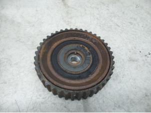 Used Camshaft sprocket Renault Kangoo Express (FC) 1.9 dTi; 1.9 dCi Price on request offered by N Kossen Autorecycling BV