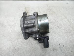 Used Oil pump Renault Kangoo Express (FC) 1.9 dTi; 1.9 dCi Price on request offered by N Kossen Autorecycling BV