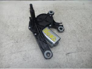 Used Rear wiper motor Peugeot 206+ (2L/M) 1.4 XS Price on request offered by N Kossen Autorecycling BV