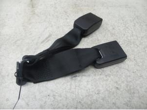 Usagé Attache ceinture arrière central Ford Ranger 2.2 TDCi 16V Prix sur demande proposé par N Kossen Autorecycling BV