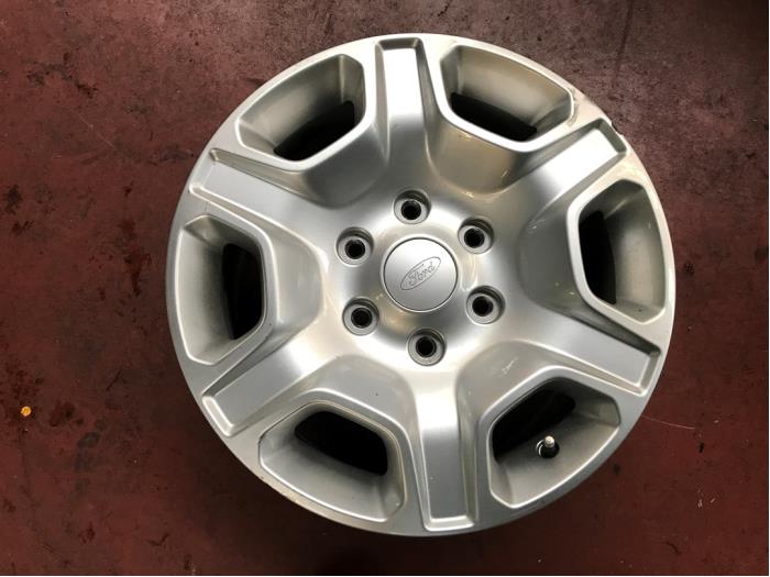 Wheel from a Ford Ranger 2.2 TDCi 16V 2017