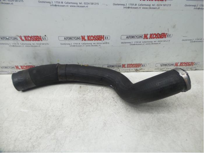 Gebrauchte Intercooler Schlauch Ford Ranger 2.2 TDCi 16V Preis auf Anfrage angeboten von N Kossen Autorecycling BV