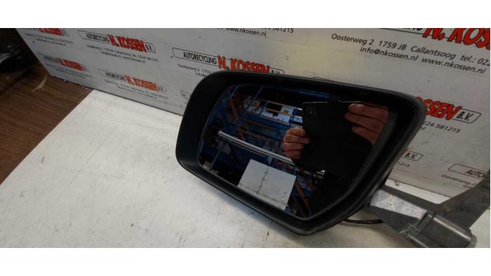 Mirror glass, left from a Ford Ranger 2.2 TDCi 16V 2017