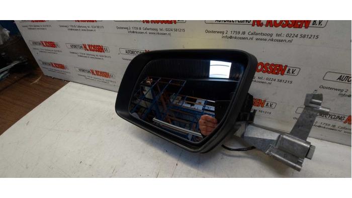 Mirror glass, left from a Ford Ranger 2.2 TDCi 16V 2017