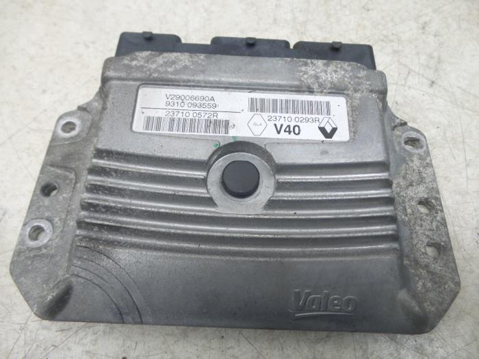 Used Engine management computer Renault Megane Break Price on request offered by N Kossen Autorecycling BV