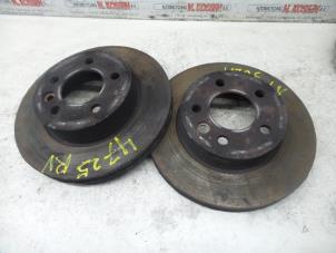 Used Front brake disc Volkswagen Crafter (SY) 2.0 TDI Price on request offered by N Kossen Autorecycling BV