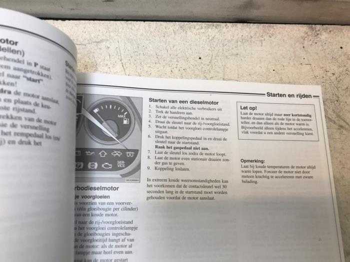 Instrucciones(varios) de un Volvo V40 (VW) 1.8 16V 2004