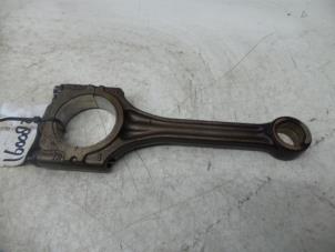 Used Connecting rod Skoda Rapid Price on request offered by N Kossen Autorecycling BV