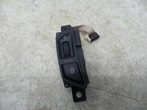 Used Switch (miscellaneous) BMW 7 serie (F01/02/03/04) 730d 24V Price on request offered by N Kossen Autorecycling BV