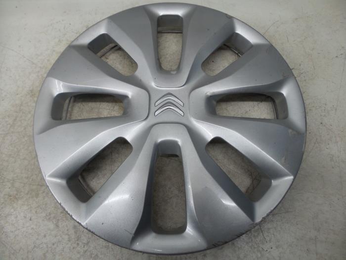 Wheel cover (spare) from a Citroën C1 1.4 HDI 2008
