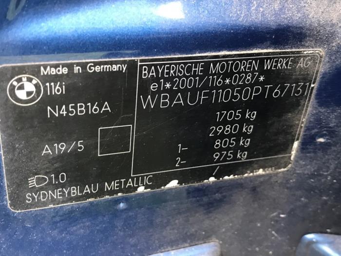 Pólka tylna z BMW 1 serie (E87/87N) 116i 1.6 16V 2005