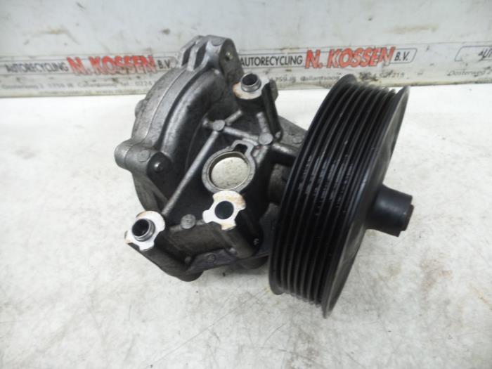 Water pump from a Ford Ranger 2.2 TDCi 16V 2017