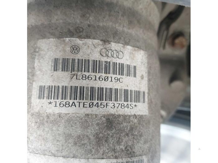 Rear shock absorber rod, left from a Audi Q7 (4LB) 4.2 TDI V8 32V 2007