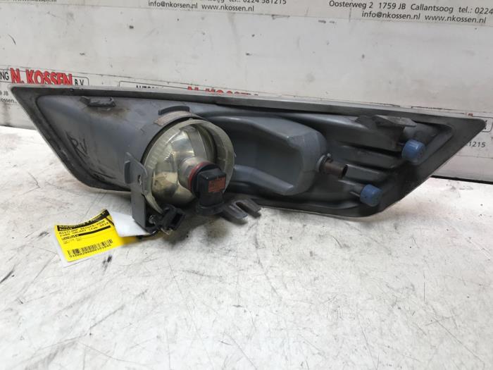 Fog light, front right from a Ford Galaxy (WA6) 2.0 TDCi 16V 140 2014