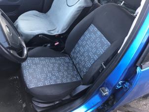 Used Seat, left Ford Fiesta 5 (JD/JH) 1.3 Price on request offered by N Kossen Autorecycling BV