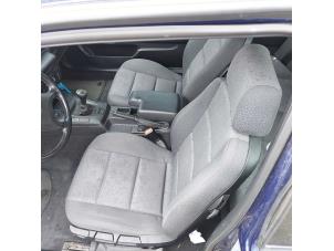 Used Seat, left BMW 3 serie Compact (E36/5) 316i Price on request offered by N Kossen Autorecycling BV