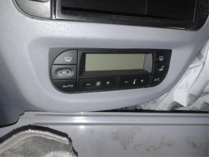 Używane Panel climatronic Citroen C3 (FC/FL/FT) 1.4 HDi Cena na żądanie oferowane przez N Kossen Autorecycling BV