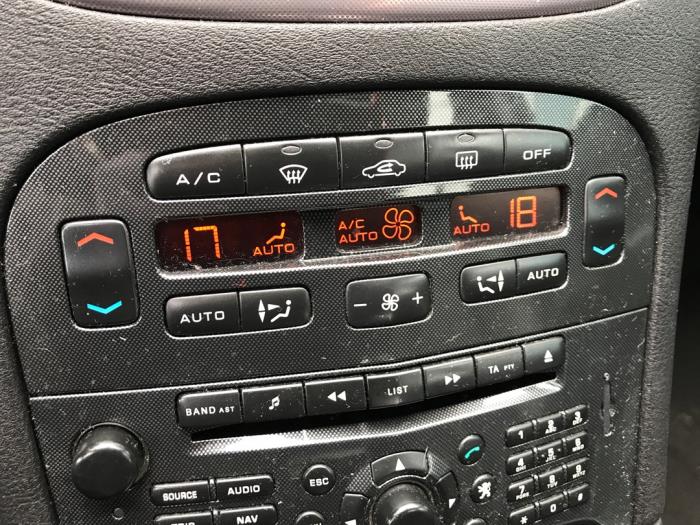 Begagnade Klimatpanel Peugeot 607 (9D/U) 2.7 HDi V6 24V Pris på förfrågan erbjuds av N Kossen Autorecycling BV